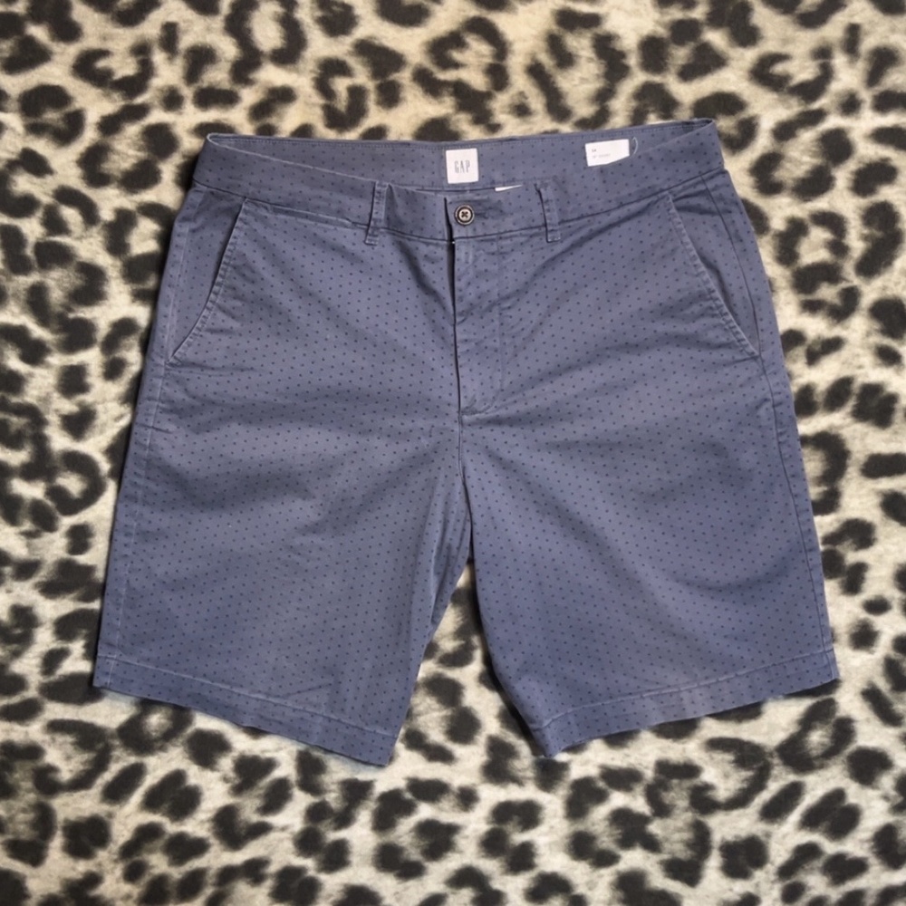 Gap Chino Shorts Men Size 34 Blue Polka Dot Flat Front 5in Inseam Cotton